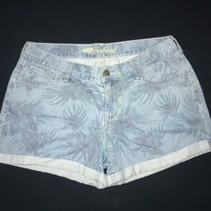 Boyfriend jean shorts